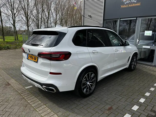 BMW X5 XDrive30d High Executive 2022 Hybride Diesel 9
