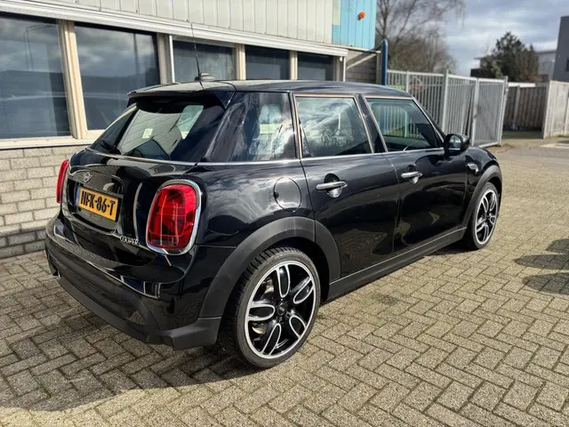MINI Cooper 3