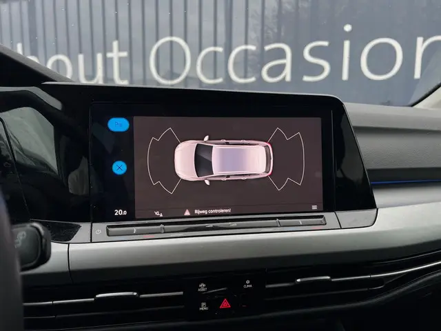 Volkswagen Golf Variant 1.0 TSI 110pk Life 2024 Benzine 15