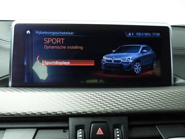 BMW X2 xDrive25e 2021 Hybride Benzine 31