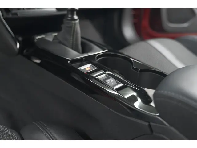 Peugeot 2008 PureTech 130 GT-Line 2020 Benzine 43