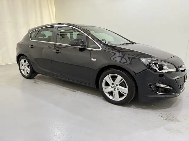 Opel Astra 5-Drs 1.6 CDTi Sport+ Navi/Clima 2015 Diesel 9