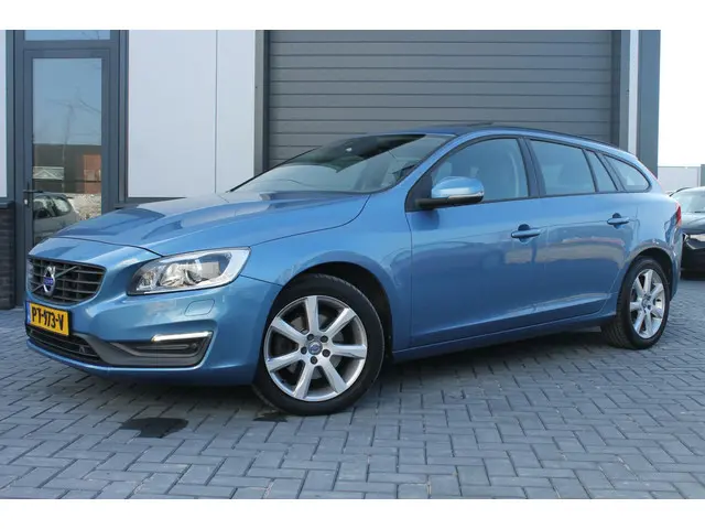 Volvo V60 2.0 D3 Ocean Race 2016 Diesel