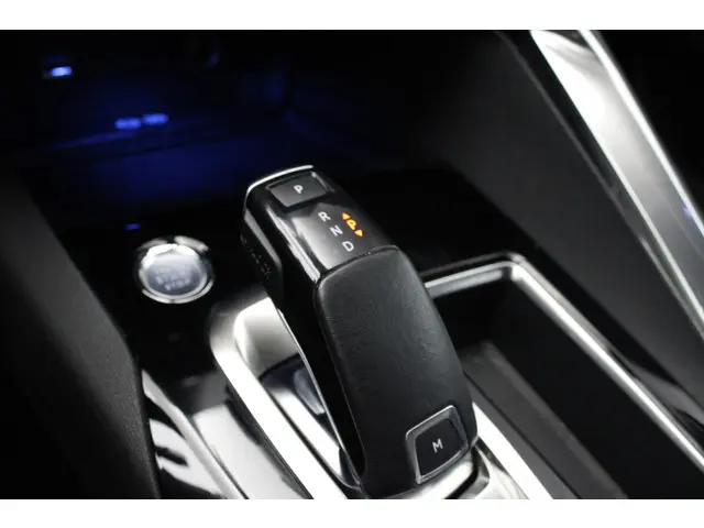 Peugeot 3008 1.2 PureTech Allure 2019 Benzine 4