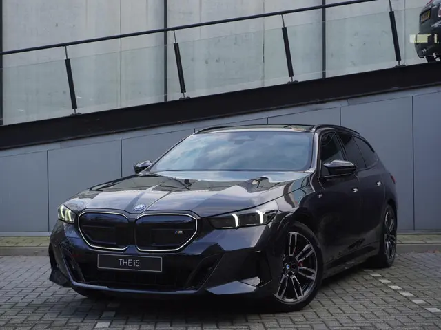 BMW i5 M60 xDrive 84 kWh 2026 Elektrisch 40