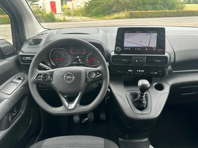 Opel Combo Life 1.2 Turbo L2H1 Edition 7p. 2020 Benzine 24