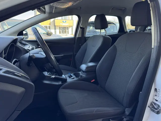 Ford Focus Wagon 1.0 EcoBoost Titanium 2013 Benzine 3