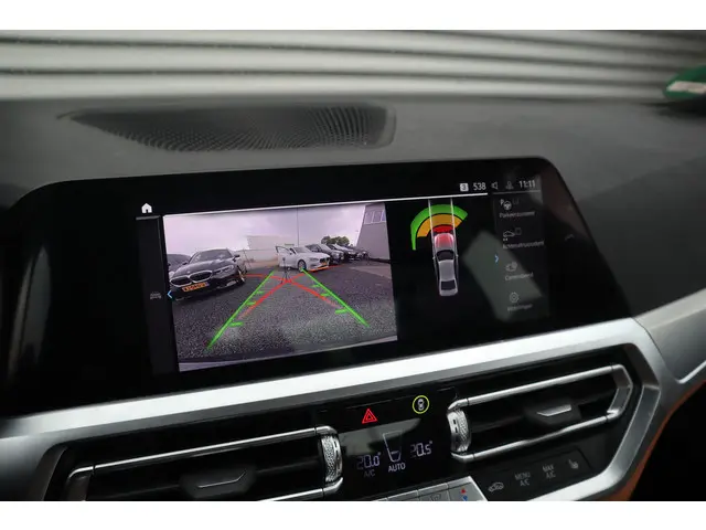 BMW 3 Serie 320e M-Sport 2022 Hybride Benzine 17