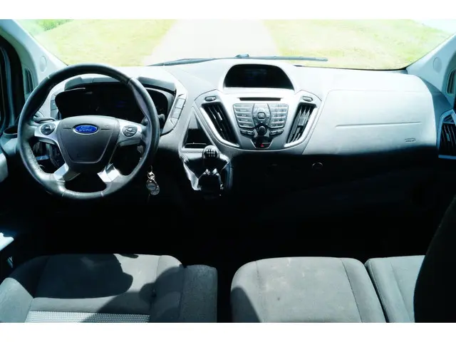 Ford Transit Custom 9 persoons, 112855km ! 2015 Diesel 8
