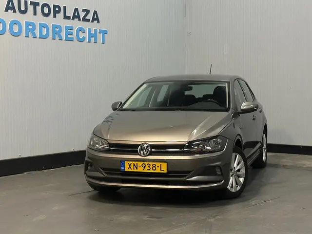 Volkswagen Polo 1.0 TSI Beats PDC/ CLIMA /NAVI 2018 Benzine 2