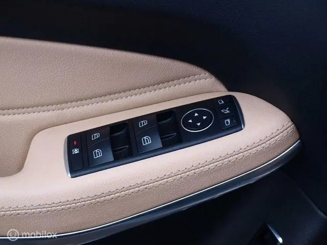 Mercedes-Benz GLS 500 4MATIC 2017 Benzine 18