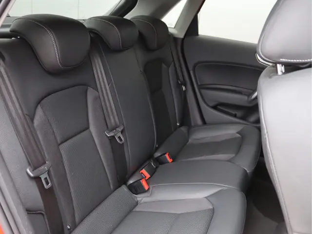 Audi A1 Sportback 1.0 TFSI Adrenalin 2015 Benzine 24