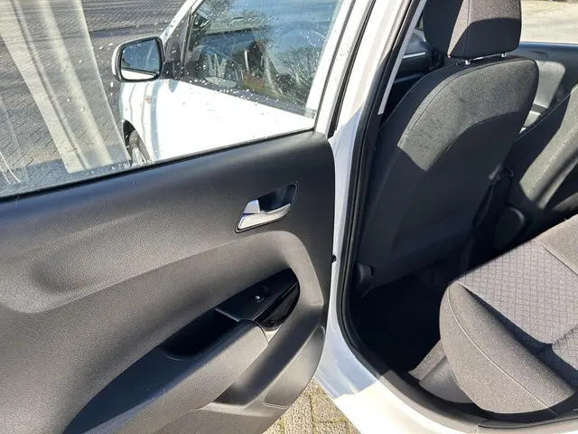 Kia Picanto 1.0 DPI DynamicLine 2025 Benzine 9