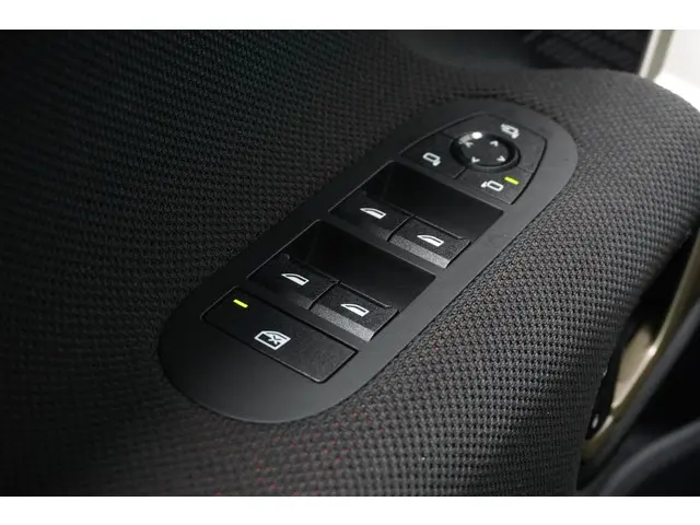 MINI Aceman E 2025 Elektrisch 34