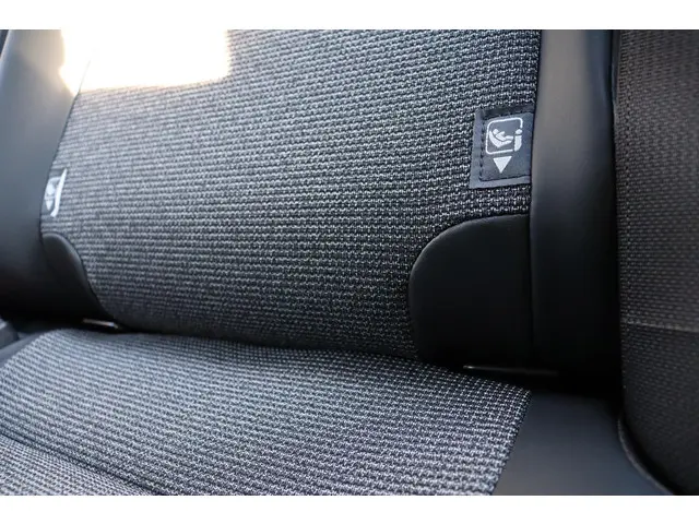 Toyota bZ4X Dynamic 73,1 kWh, 360 camera, 2026 Elektrisch 30