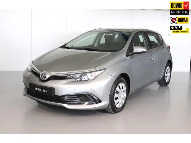 Toyota Auris 1.3 Now 2016 Benzine