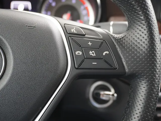 Mercedes-Benz GLA 250 4MATIC 2015 Benzine 26