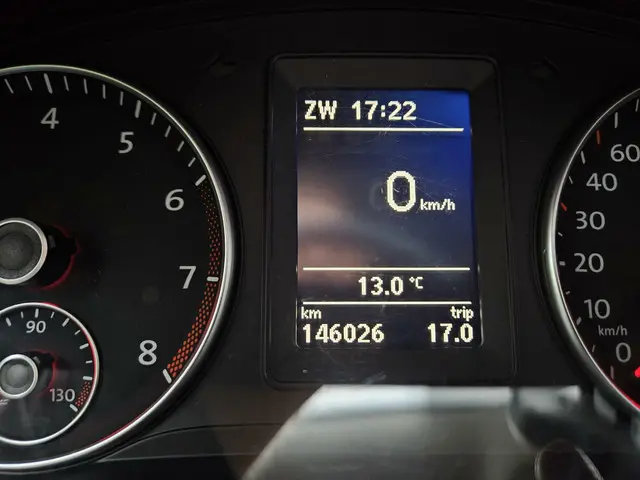 Volkswagen Touran 1.2 TSI Highline Life 2013 Benzine 18