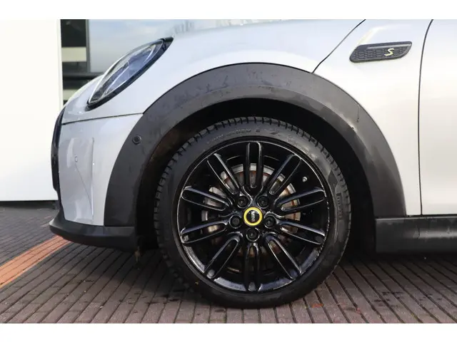 MINI Electric 3-deurs 2021 Elektrisch 4