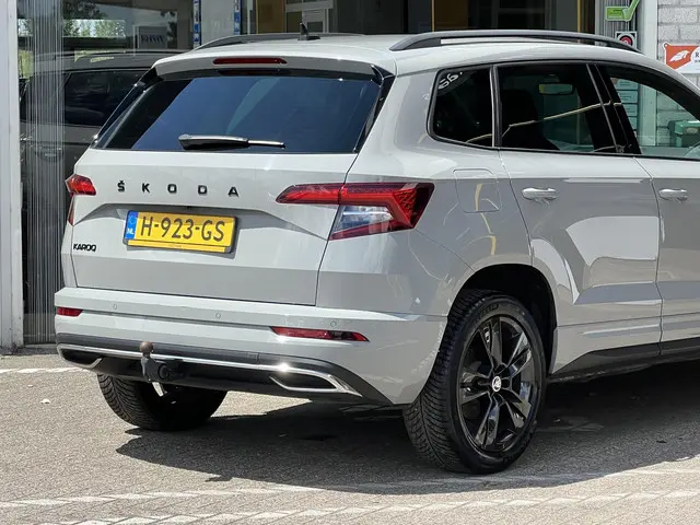Škoda Karoq 1.5 TSI ACT Sportline Business 2020 Benzine 27