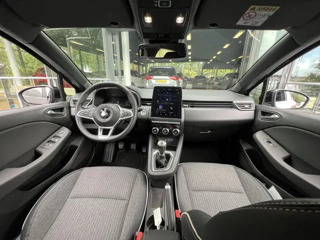 Mitsubishi Colt 1.0T MT First Edition 2024 Benzine 3