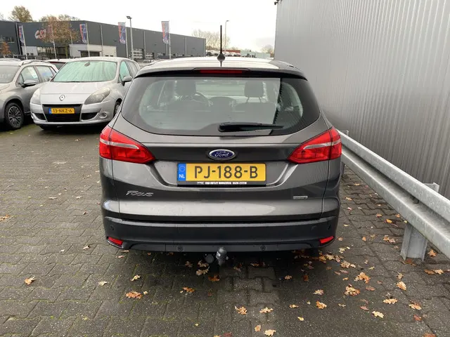 Ford Focus Wagon 1.0 Trend 2017 Benzine 8