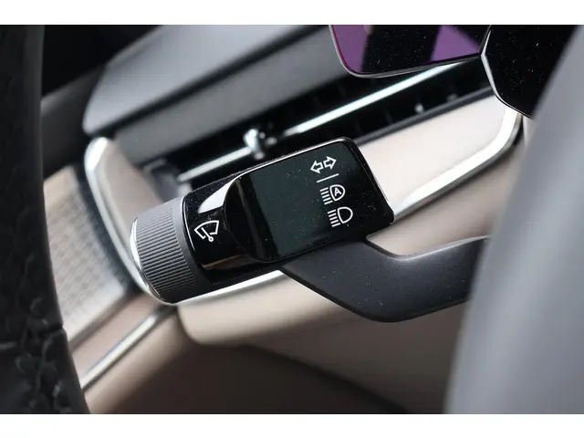 Volvo EX90 Twin Motor Ultra 7p. 111 kWh 2025 Elektrisch 42