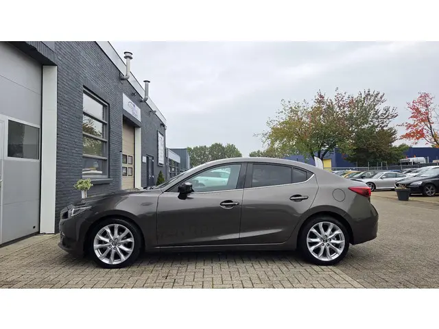 Mazda 3 2.0 SkyActiv-G 120 Sports-Line 2015 Benzine 3