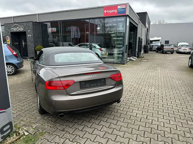 Audi A5 Cabriolet 2.0 TFSI q. Sp.Ed.OD 2014 Benzine 7