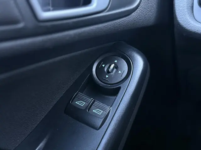 Ford Fiesta 1.0 EcoBoost Titanium 2014 Benzine 18