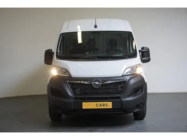 Opel Movano 2.2D 140 L2H2 Edition 2022 Diesel 14