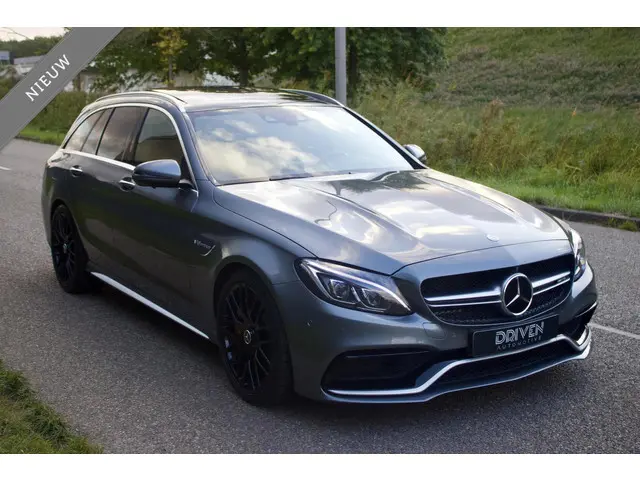 Mercedes-Benz C-Klasse Estate AMG 63 S 2017 Benzine 3