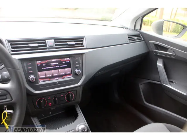 SEAT Arona 1.0 TSI Reference 2018 Benzine 20