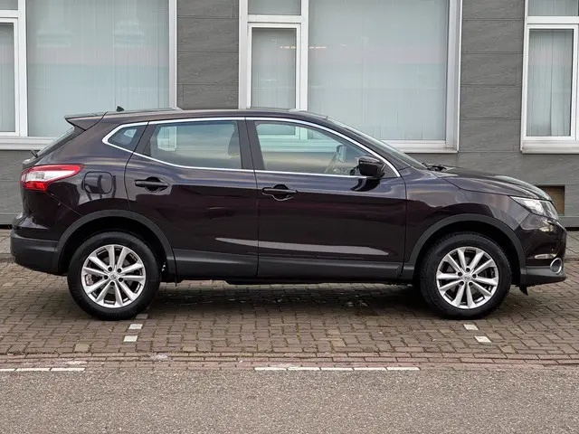 Nissan QASHQAI 1.2 Acenta 2015 Benzine 7