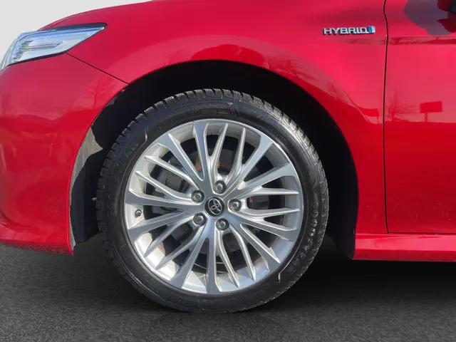 Toyota Camry 2.5 Hybrid Business + 2021 Hybride Benzine 28