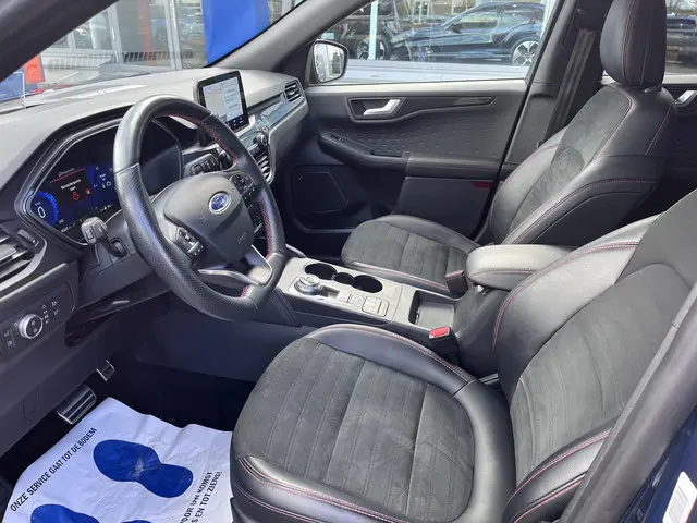 Ford Kuga 2.5 PHEV ST-Line X 2020 Hybride Benzine 10