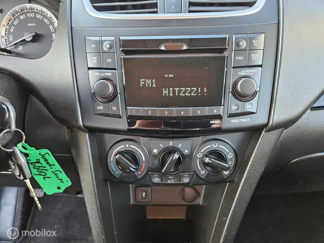 Suzuki Swift 1.2 X-tra zeer nette auto!! 2015 Benzine 13