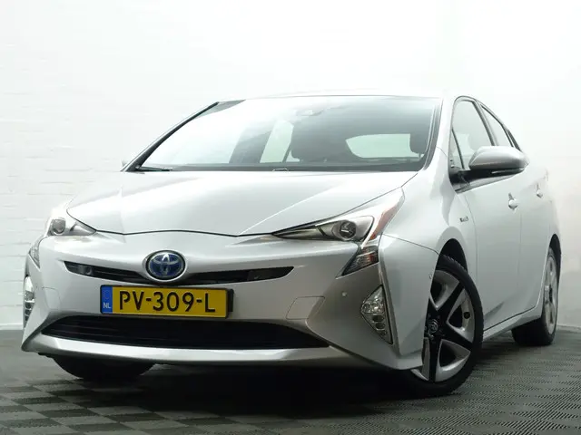 Toyota Prius 1.8 Dynamic+ Aut- 2017 Hybride Benzine 29