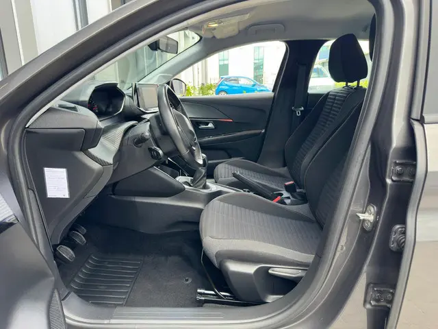 Peugeot 208 1.2 PureTech Active 2020 Benzine 9