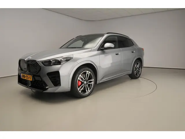 BMW iX2 eDrive20 2025 Elektrisch 55