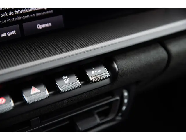 Porsche 911 3.0 Carrera GTS 2022 Benzine 64