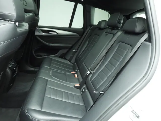 BMW X3 xDrive30e 2020 Hybride Benzine 8