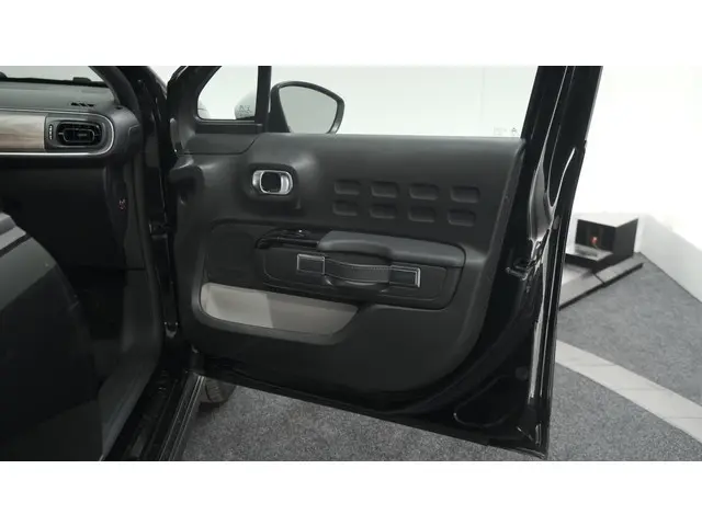 Citroën C3 PureTech 82 Feel Edition 2023 Benzine 52
