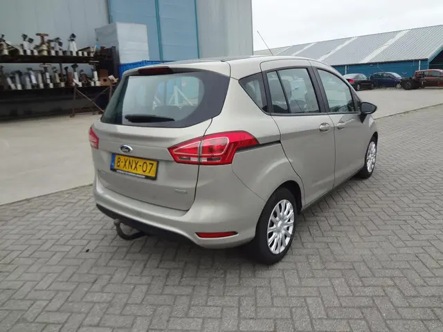 Ford B-MAX 1.0 EcoBoost Style 2014 Benzine 3