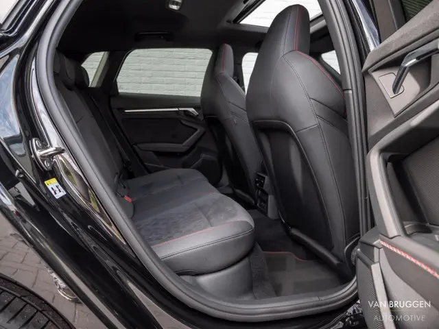 Audi A3 Sportback 45 TFSI e S-Line 2023 Hybride Benzine 20