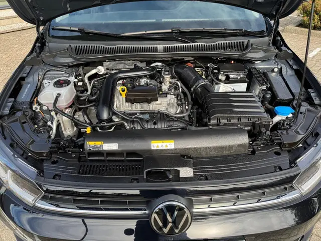 Volkswagen Polo 1.0 TSI Life 2023 Benzine 35