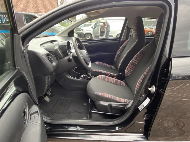 Citroën C1 1.0 VTi Feel 2021 Benzine 8