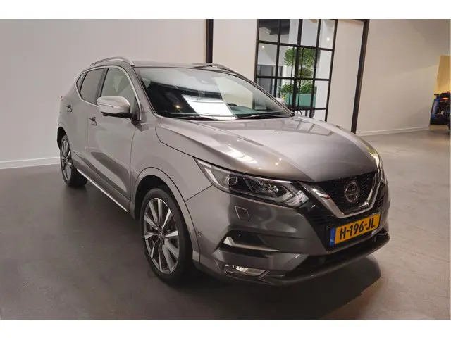Nissan QASHQAI 1.3 DIG-T Tekna + 2019 Benzine 2