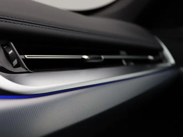 BMW X1 xDrive25e 2025 Hybride Benzine 19