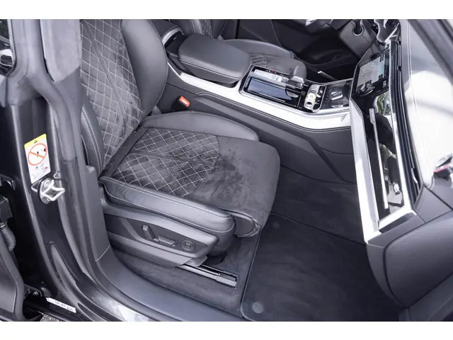 Audi Q8 55 TFSI quattro 2019 Benzine 58